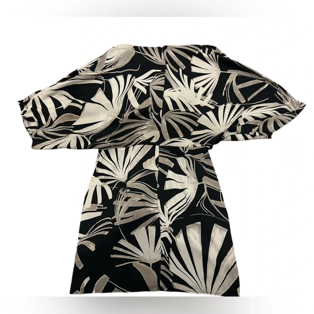 H by Halston Black and Cream Leaf Print Dress Dolman Sleeve - Picture 2 of 5